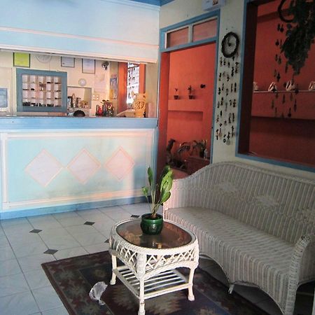 Coastal Inn Dumaguete City Dış mekan fotoğraf